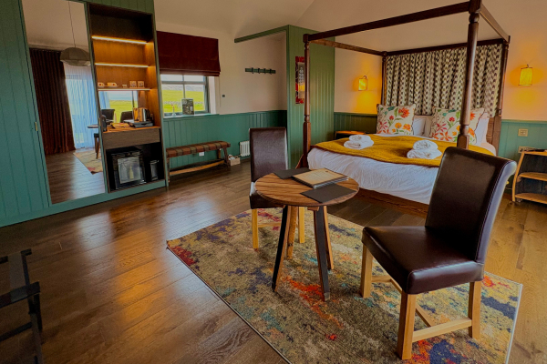 Monkstadt 1745 Room 22 Beaton's Sea View Garden Suite